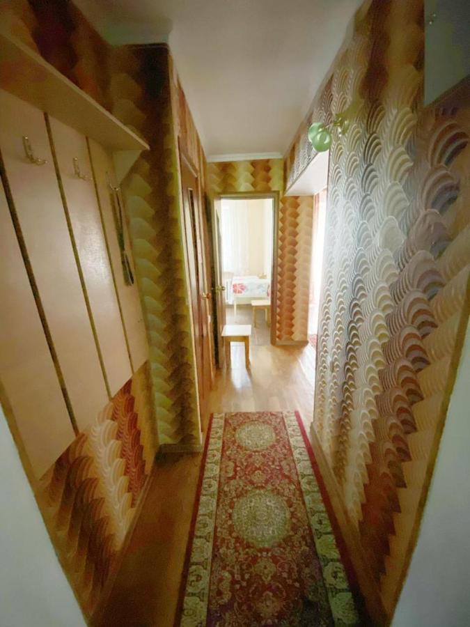 Квартира Напротив Аэропорта Appartement Turksib Buitenkant foto